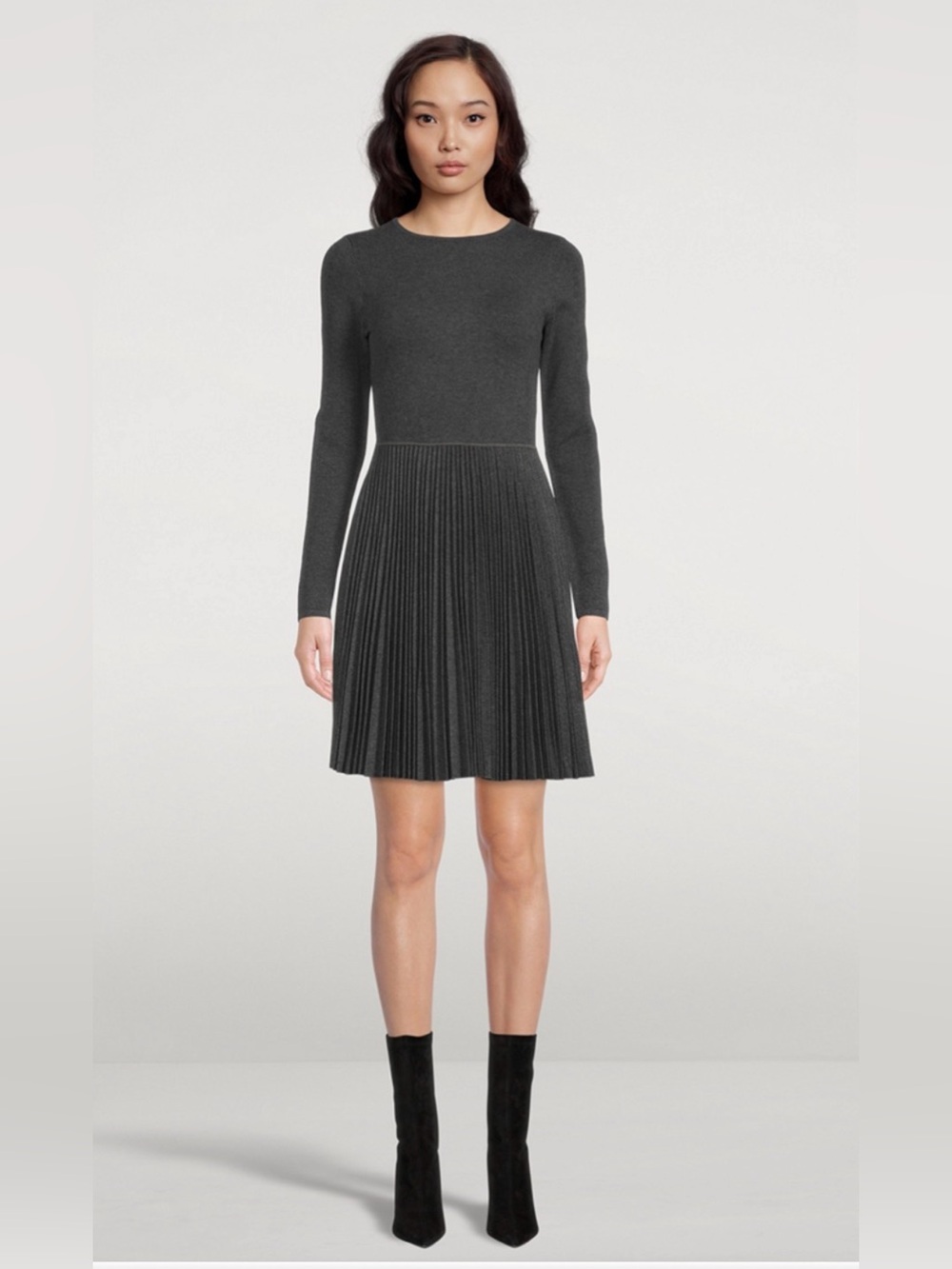 Theory Charcoal Long-Sleeve Pleated Knit Dress